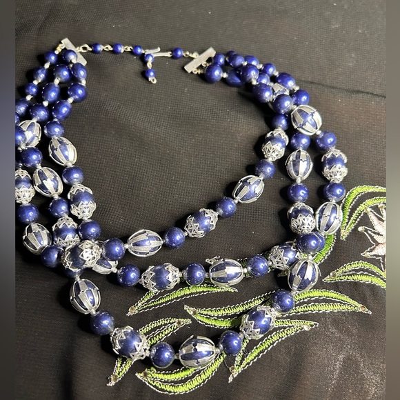 VTG MCM Triple strand purple and silver bead necklace. Made in Hong Kong. - Picture 4 of 6